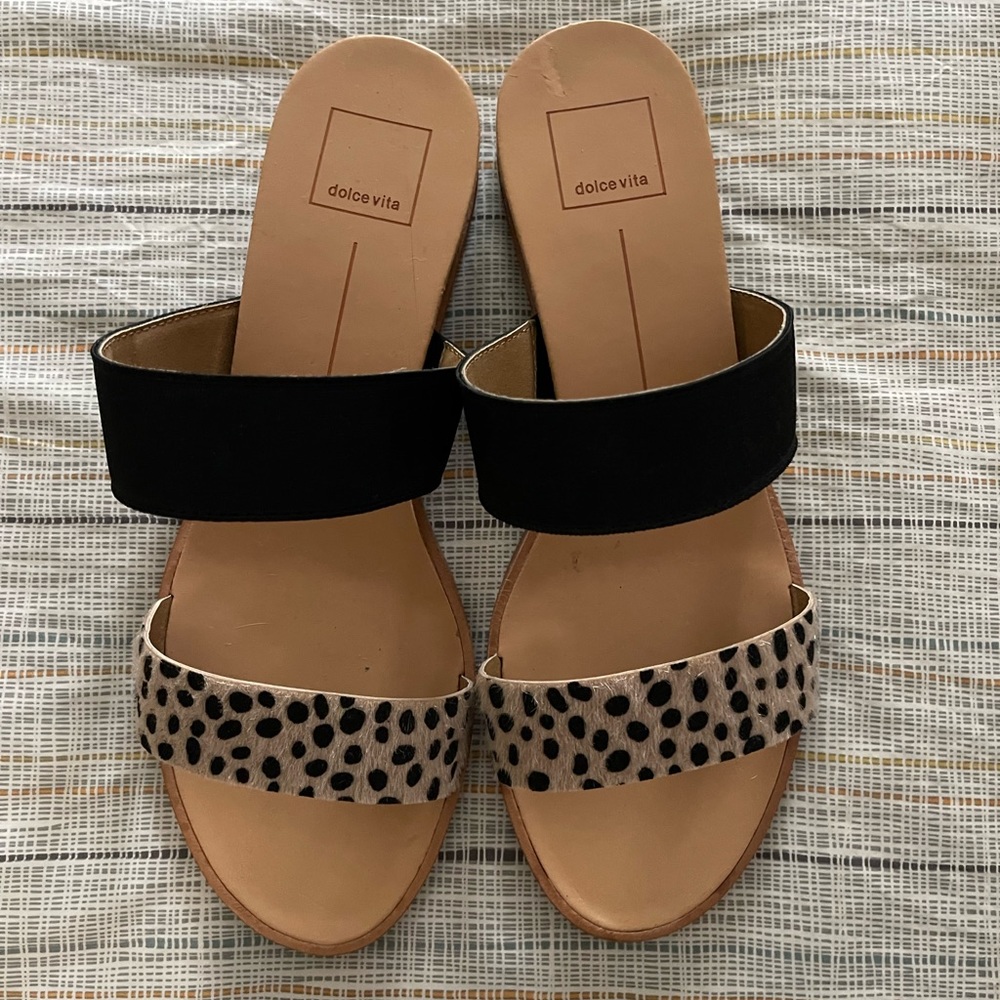 Dolce Vita flat sandal